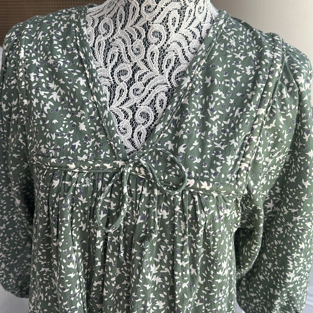 Mirth Belem Dress in Mint Field Flower - Picture 13 of 14